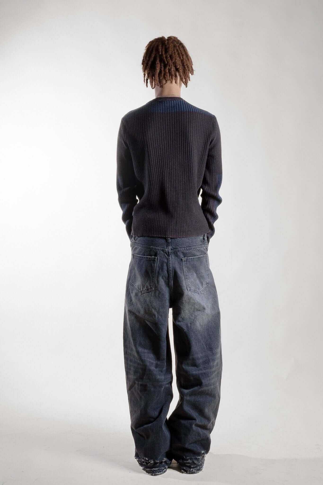 Distressed Denim - mortify.eu